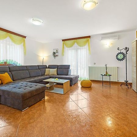 House Ulika Villa Svetvinčenat Eksteriør bilde